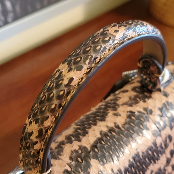 Coach Tabby 20 w/Snakeskin - Picture 13 of 14